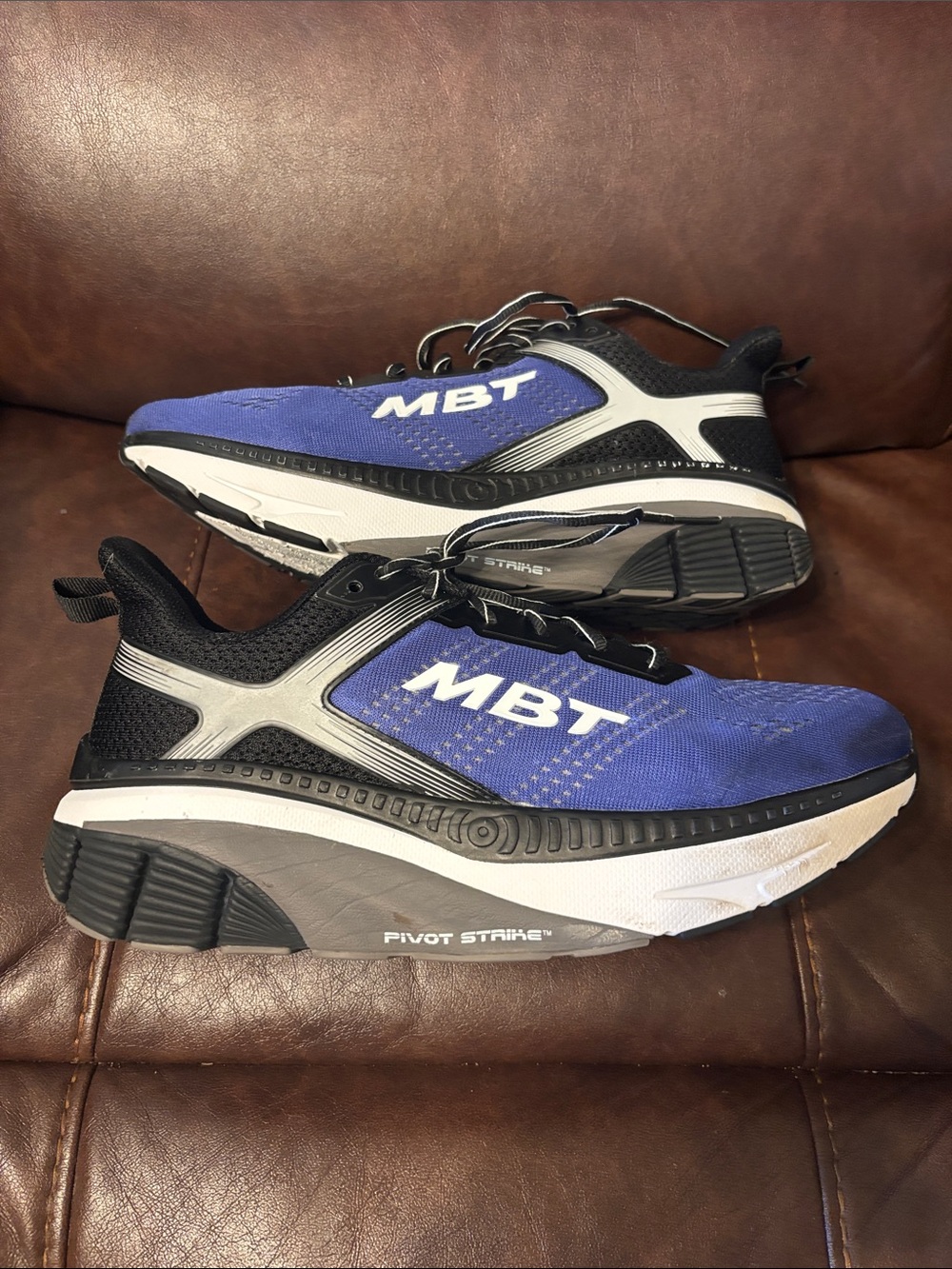 MBT WOMEN Z-3000-2, 1,16, 17, 18 (MAXIMUM HEIGHT, COMFORT& PIVOT, 11 Colors)